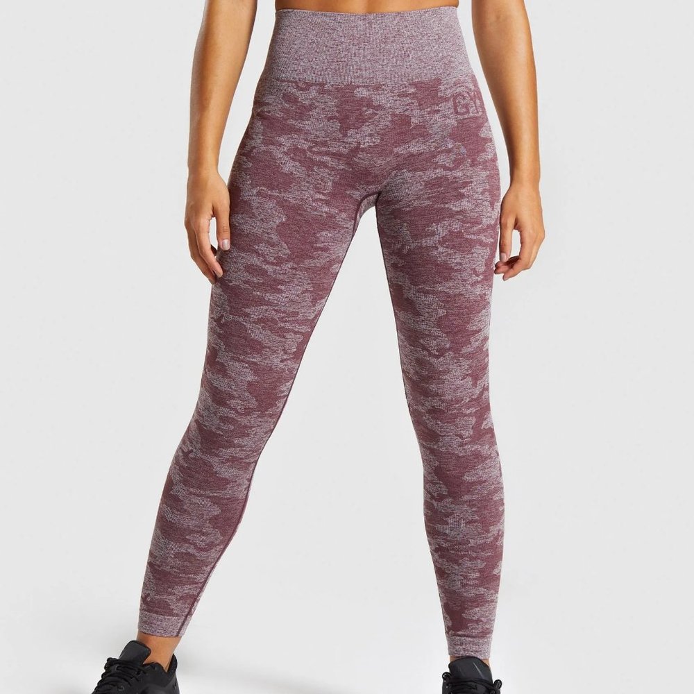 Gymshark Camo Seamless Leggings (Small/Berry Red)